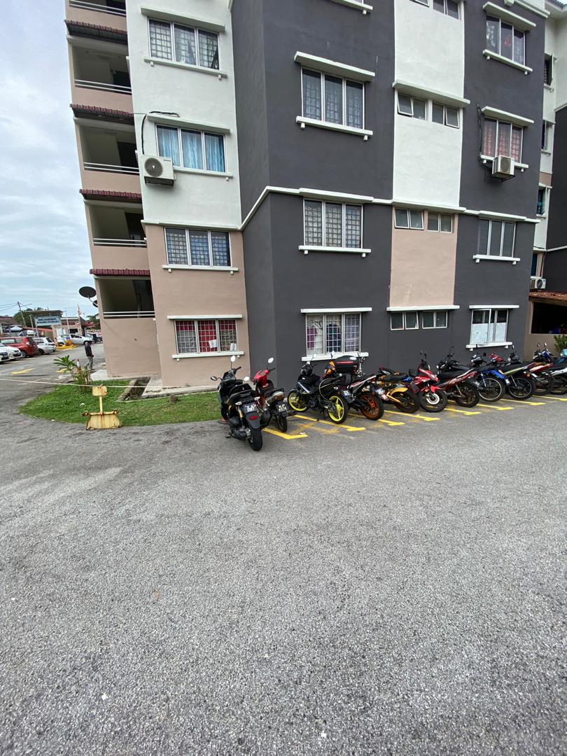 Rose Apartment Saujana Utama