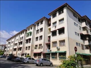 Daisy Apartment Taman Subang Perdana