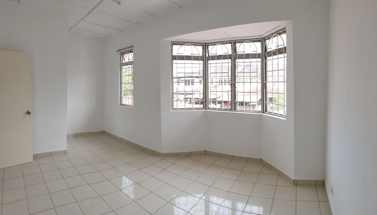 Double Storey Taman TTDI Jaya - photo 13