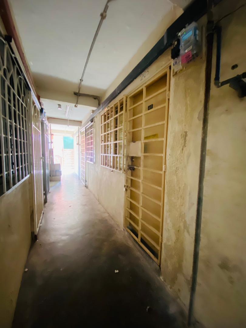 Flat Pkns Seksyen 7 Shah Alam Low Cost Level 2 - photo 3
