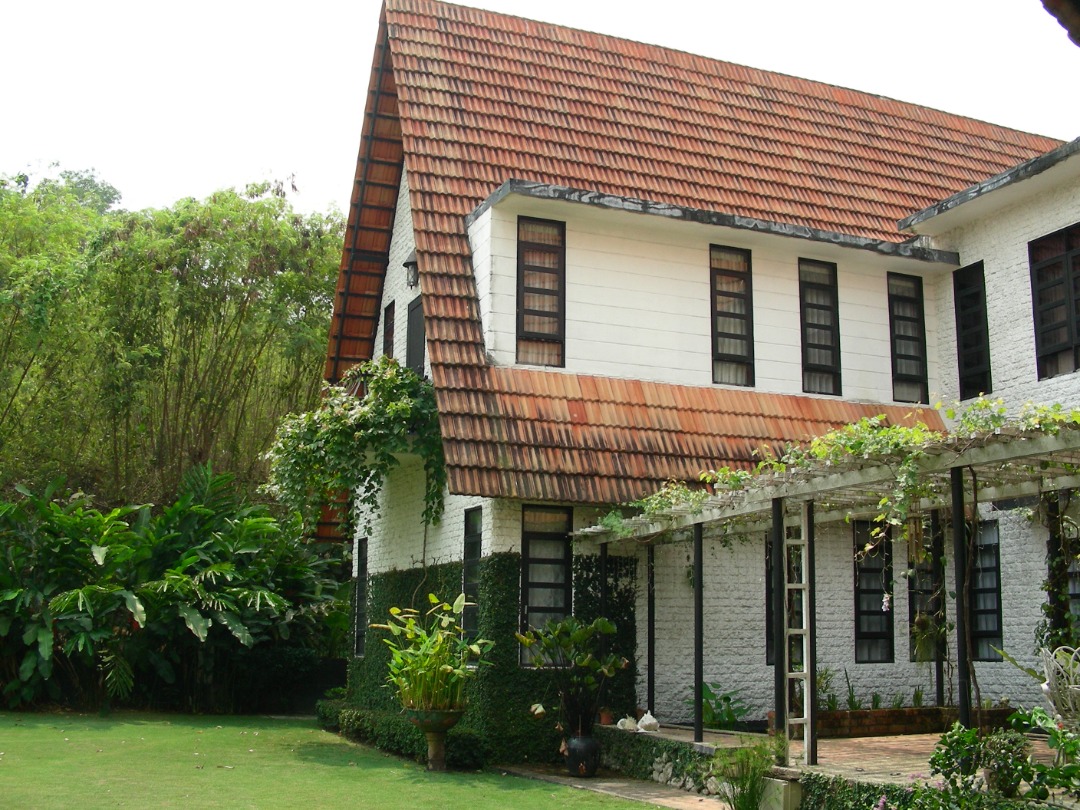 Bungalow House Sek 7, A-frame English design - photo 1