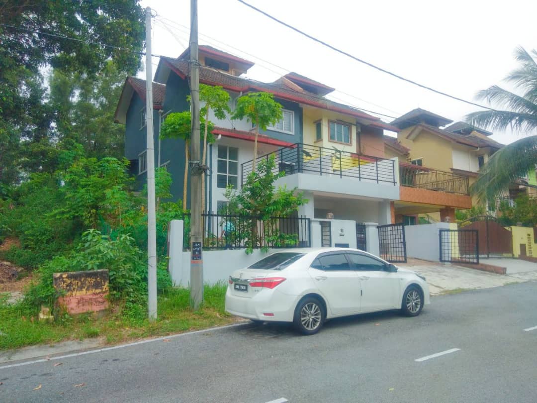 SEMI DETACHED DOUBLE STOREY TAMAN LESTARI PERDANA - photo 2