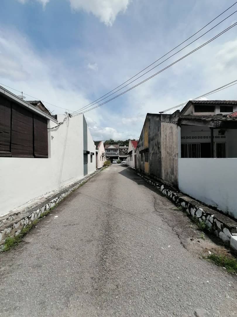 SINGLE STOREY TAMAN SRI SERDANG - photo 2