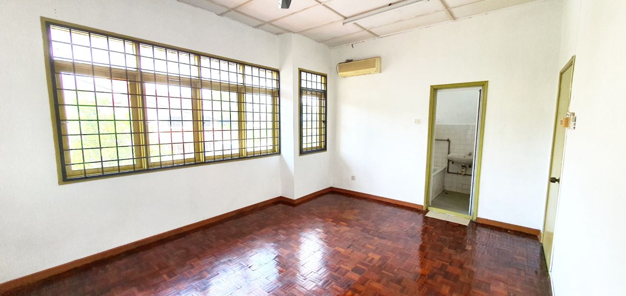 DOUBLE STOREY CHERAS BATU 9 - photo 5