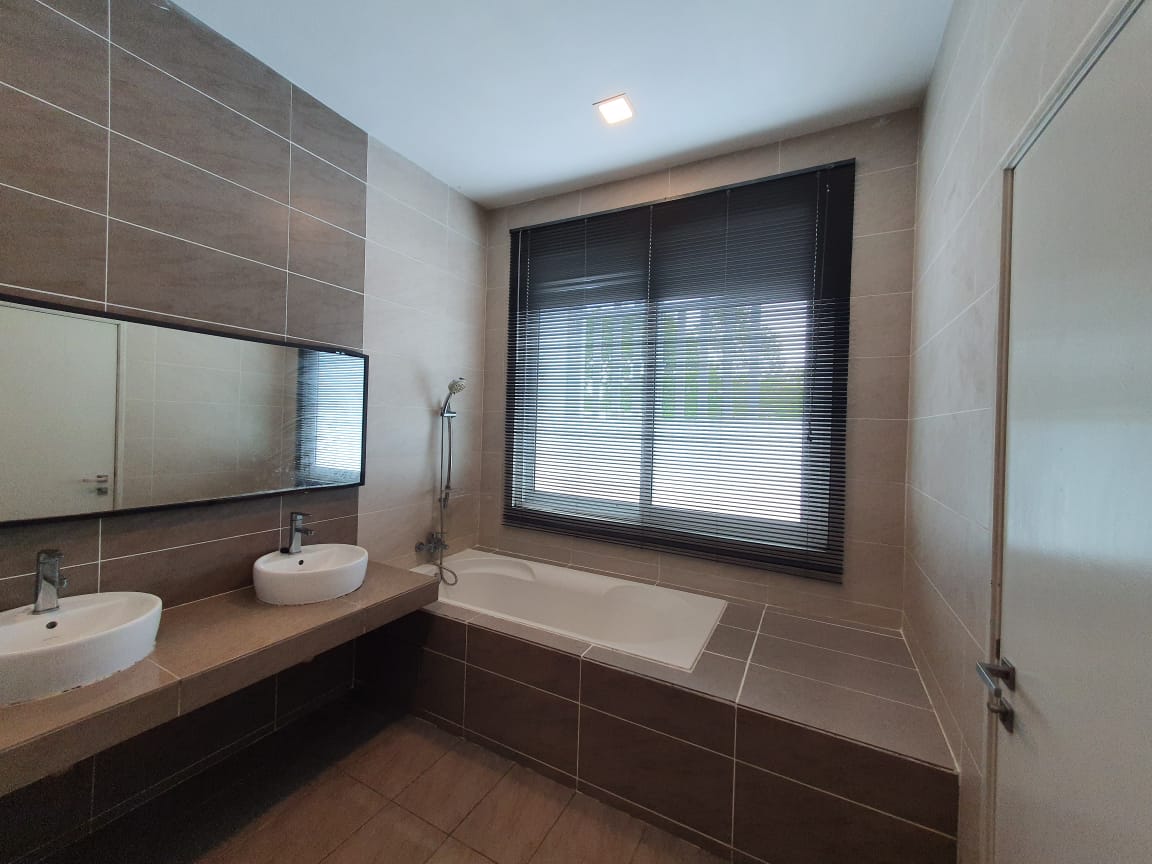SEMI D CLOVER GARDEN RESIDENCE CYBERJAYA - photo 6