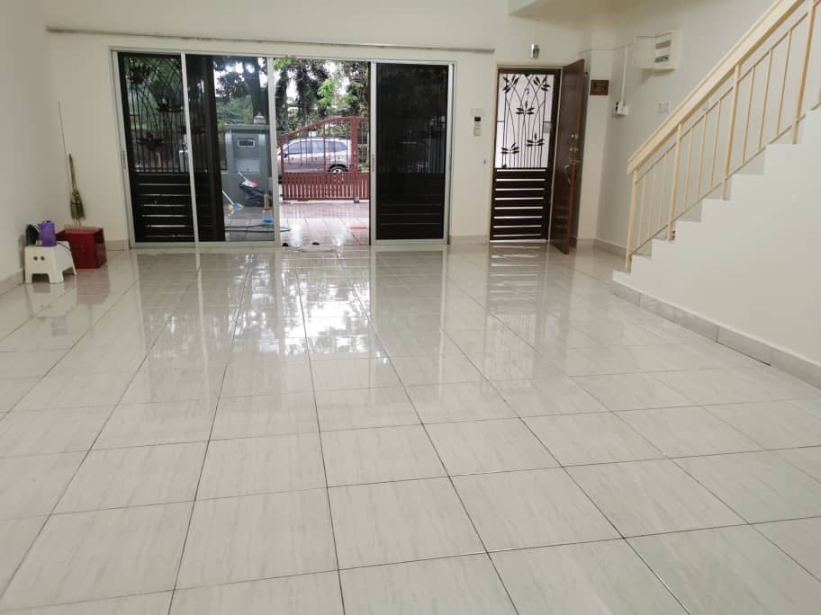 ENDLOT FACING OPEN Double Storey Mutiara Puchong - photo 4