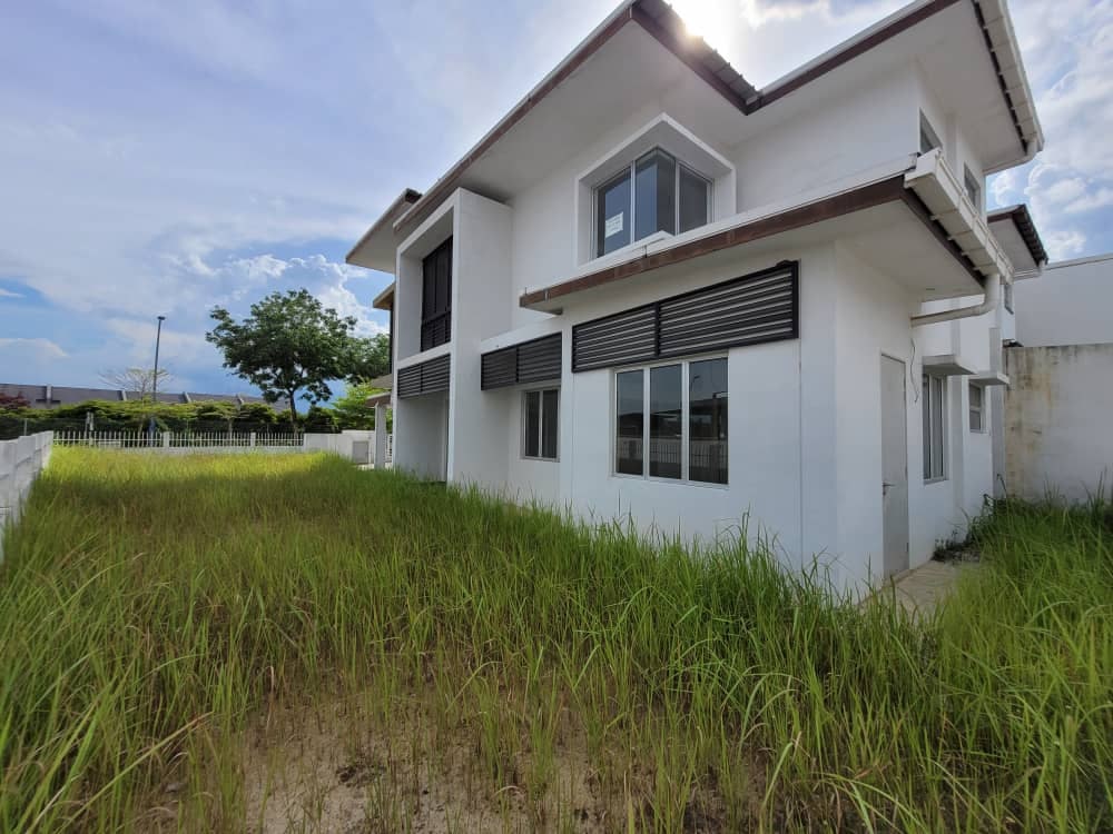 DOUBLE STOREY ELMINA GARDENS SHAH ALAM - photo 3