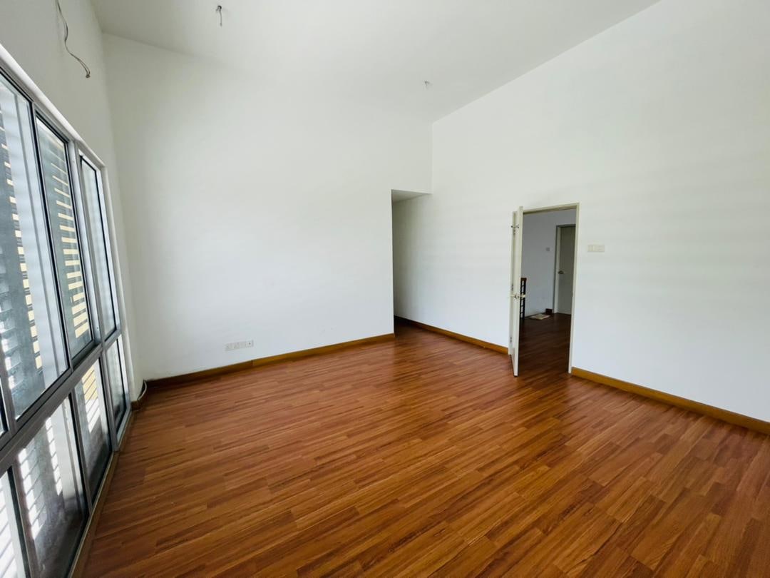 DOUBLE STOREY ELMINA GARDENS SHAH ALAM - photo 6