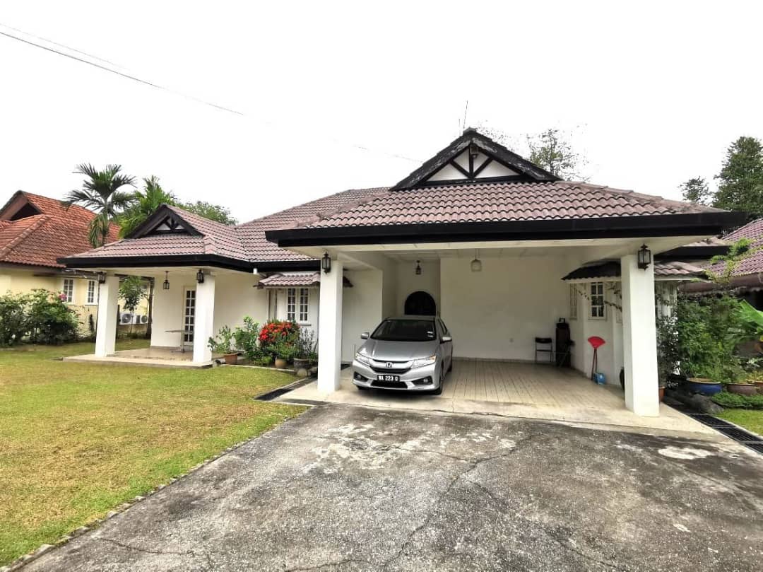 BUNGALOW ONE AND HALF STOREY SUBANG JAYA - photo 2