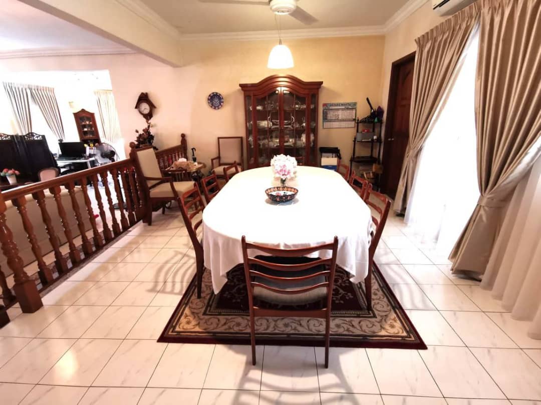 BUNGALOW ONE AND HALF STOREY SUBANG JAYA - photo 4