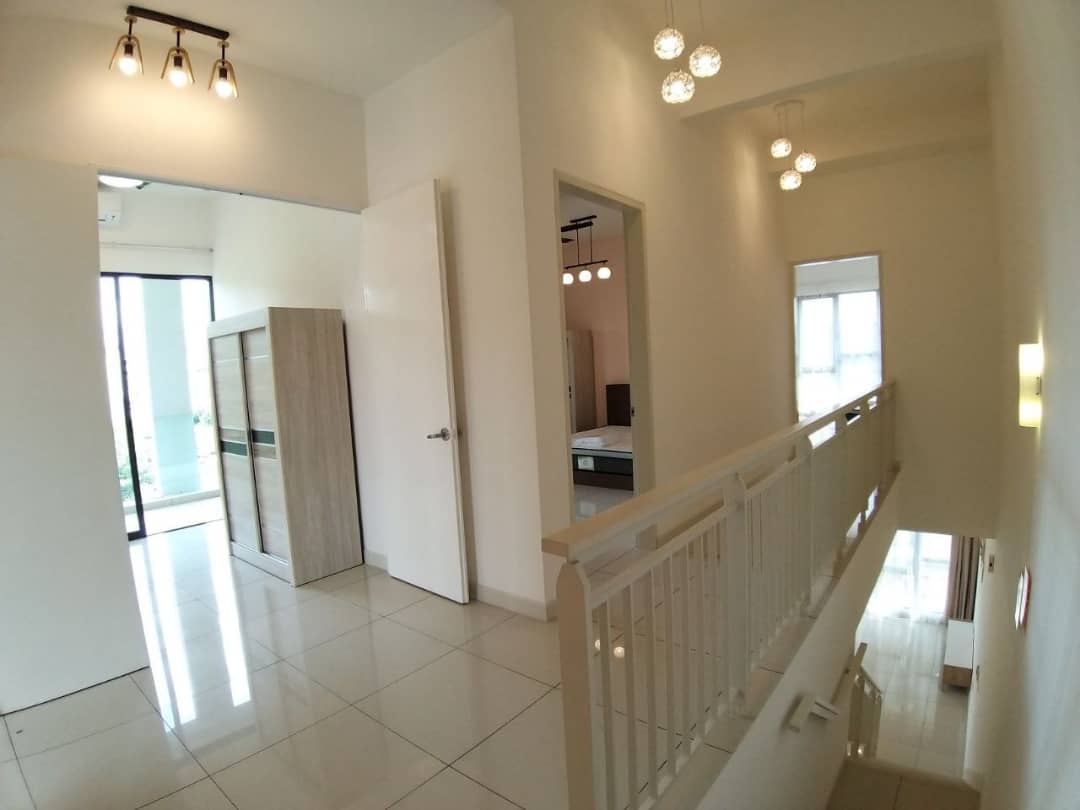 N DIRA TRIPLE STOREY TOWNHOUSE 16 SIERRA PUCHONG - photo 4
