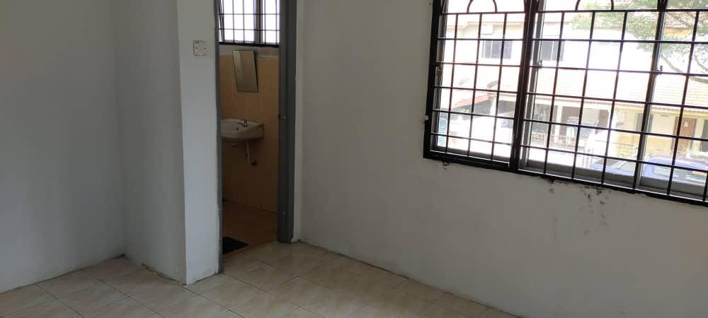 DOUBLE STOREY CORNER LOT BANDAR SAUJANA PUTRA - photo 4