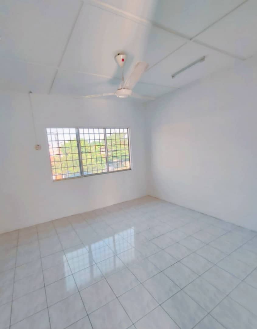 CORNER LOT DOUBLE STOREY TAMAN PINGGIRAN PUTRA - photo 6