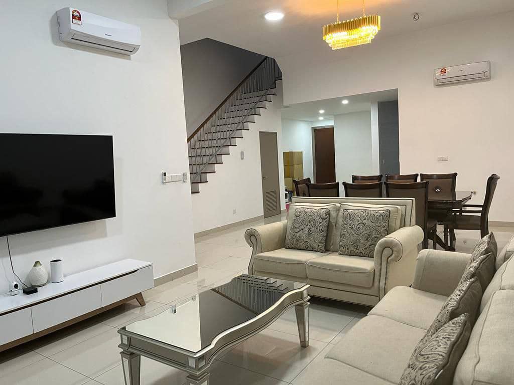 DOUBLE SROREY MAPLE RESIDENCE CYBERJAYA - photo 3
