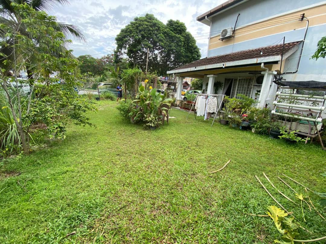 DOUBLE STOREY CORNER LOT PUJ 6 PUNCAK JALIL - photo 2
