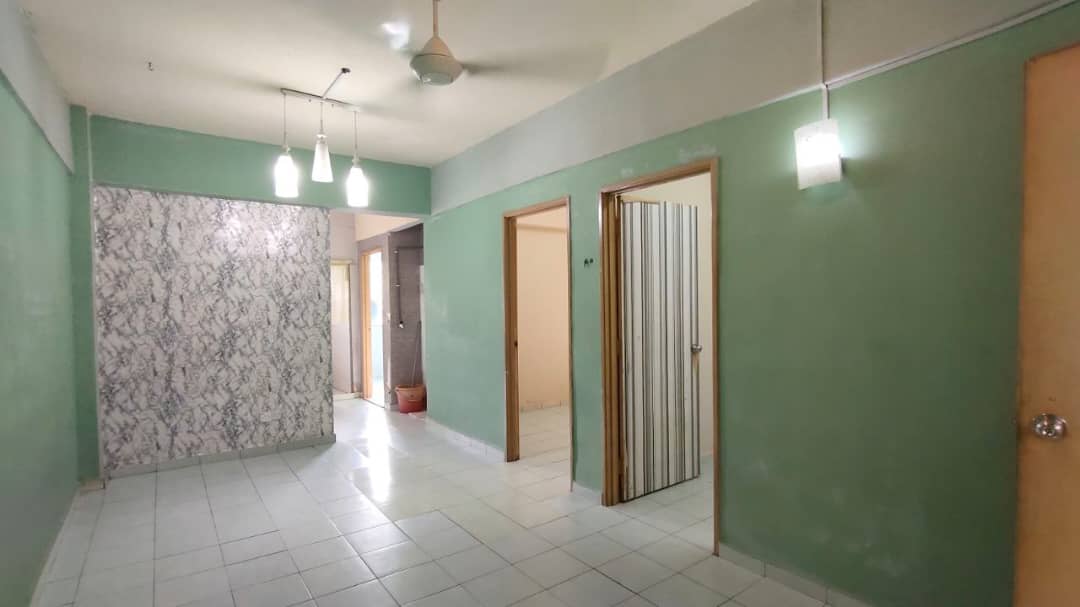 FLAT TAMAN CHERAS UTAMA SELANGOR - photo 2