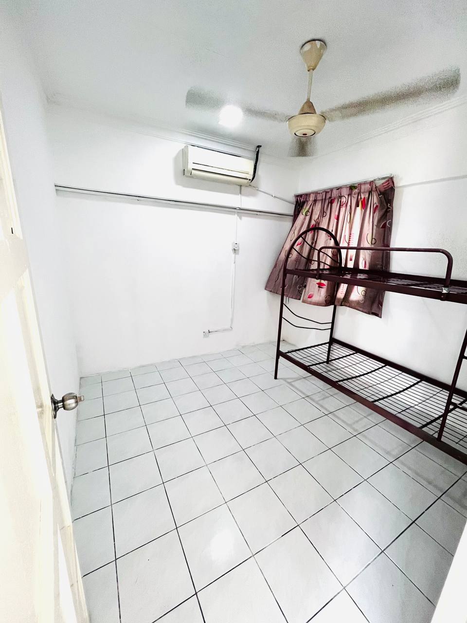 PANGSAPURI PERDANA SEKSYEN 13 SHAH ALAM - photo 5