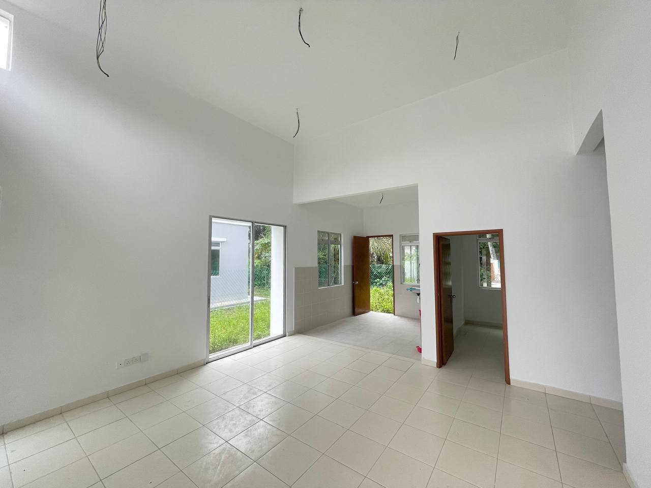 SEMI D SINGLE STOREY TAMAN IKHLAS JENJAROM - photo 5