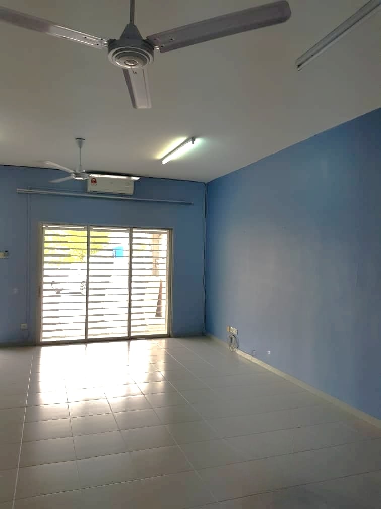 DOUBLE STOREY TAMAN TTDI GROVE KAJANG - photo 4