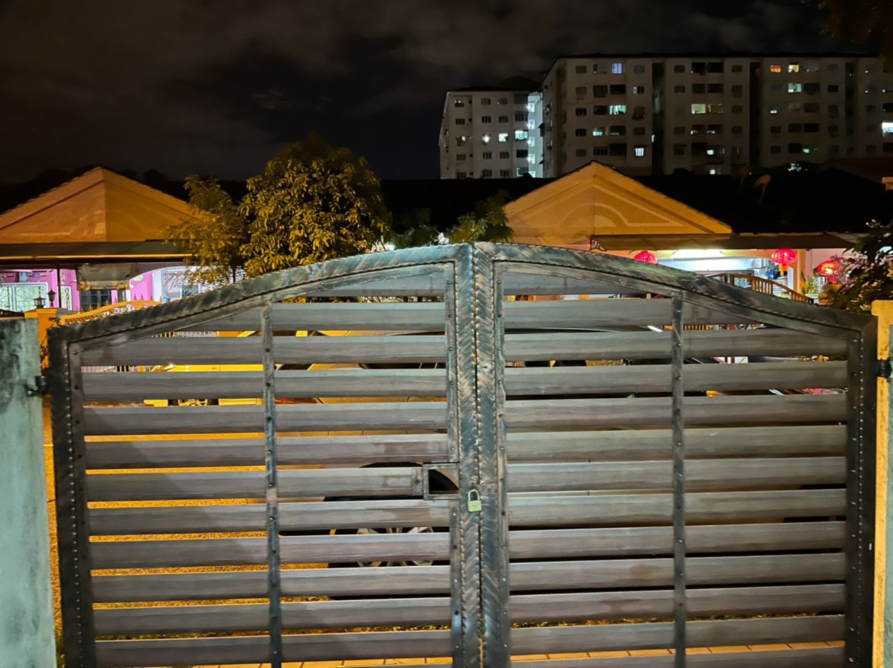 SINGLE STOREY TAMAN PUCHONG INTAN - photo 2