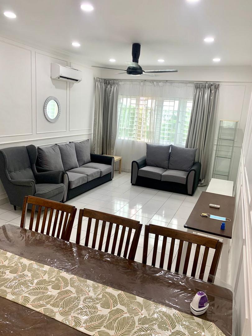 HAMTON TOWNHOUSE GROUND FLOOR KEMENSAH - photo 3