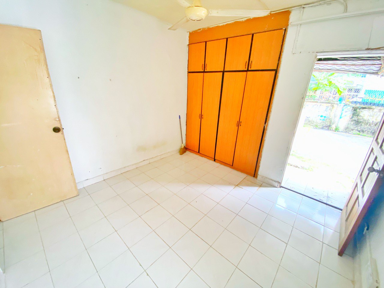 GROUND FLOOR APARTMENT DESA PANDAN - photo 5