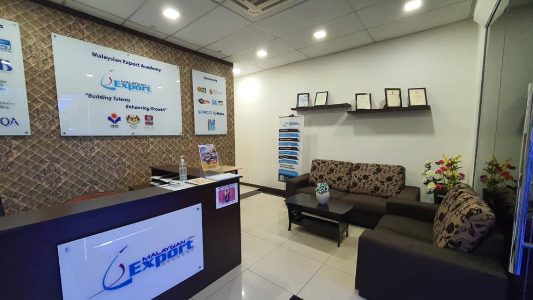 SHOP OFFICE GROUND FLOOR BANDAR BUKIT PUCHONG - photo 2