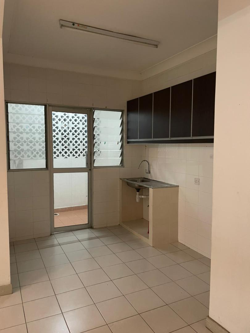 APARTMENT CAHAYA PERMAI SERI KEMBANGAN - photo 4
