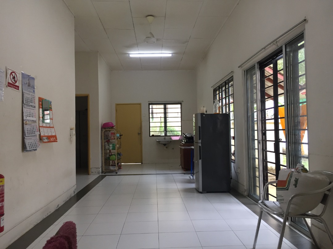 BUNGALOW SINGLE STOREY TAMAN TUANKU JAAFAR - photo 4