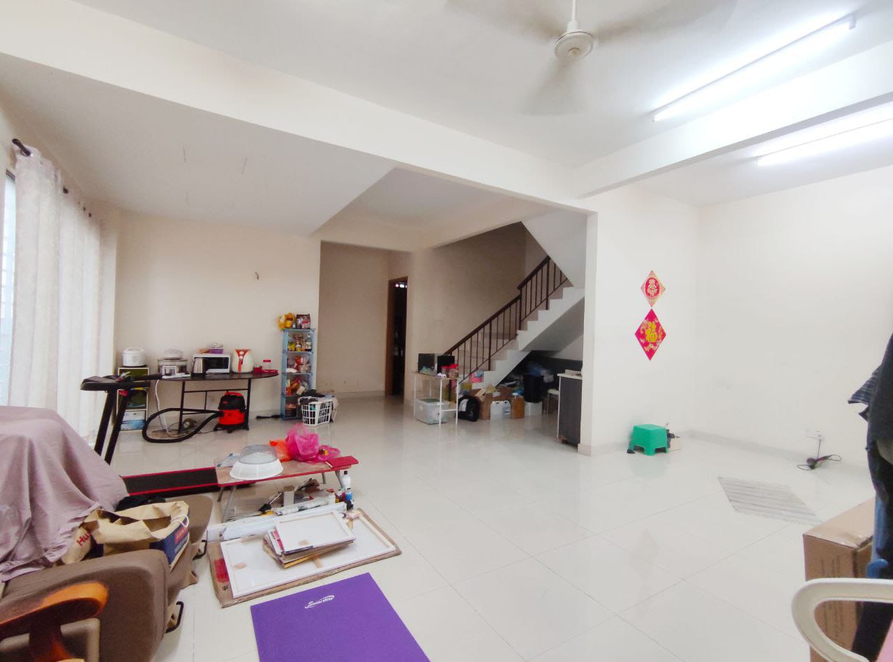 SEMI D HOUSE TAMAN KIPARK PUCHONG SELANGOR - photo 2