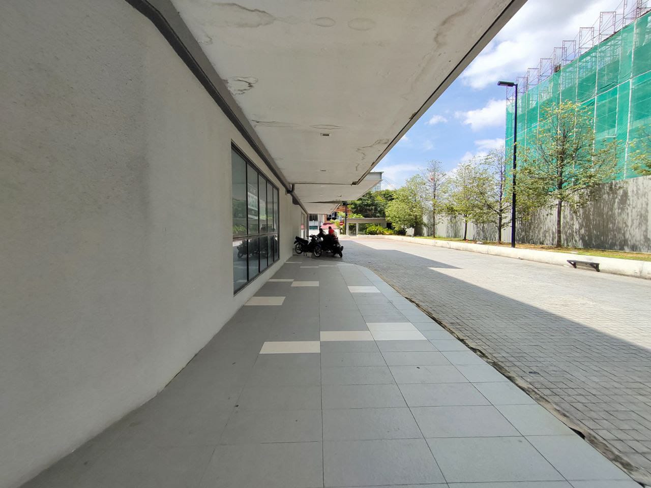 GROUND FLOOR CORNER SHOPLOT GLOMAC CENTRO PJ - photo 5