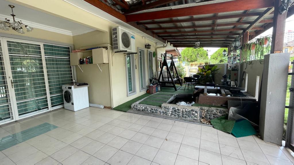 CORNER LOT NICE RENO DOUBLE STOREY PUCHONG PERDANA - photo 3