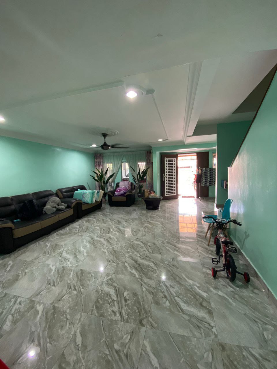 NICE RENOVATED FREEHOLD DOUBLE STOREY TAMAN JATI - photo 2