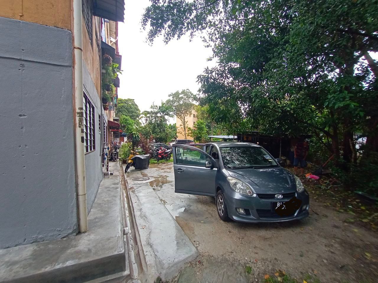 GROUND FLOOR APARTMENT SERI SEMENTA 2 KLANG - photo 2