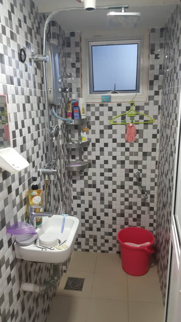 PARTLY FURNISHED APARTMENT SRI ANGGERIK SEKSYEN 7 - photo 5