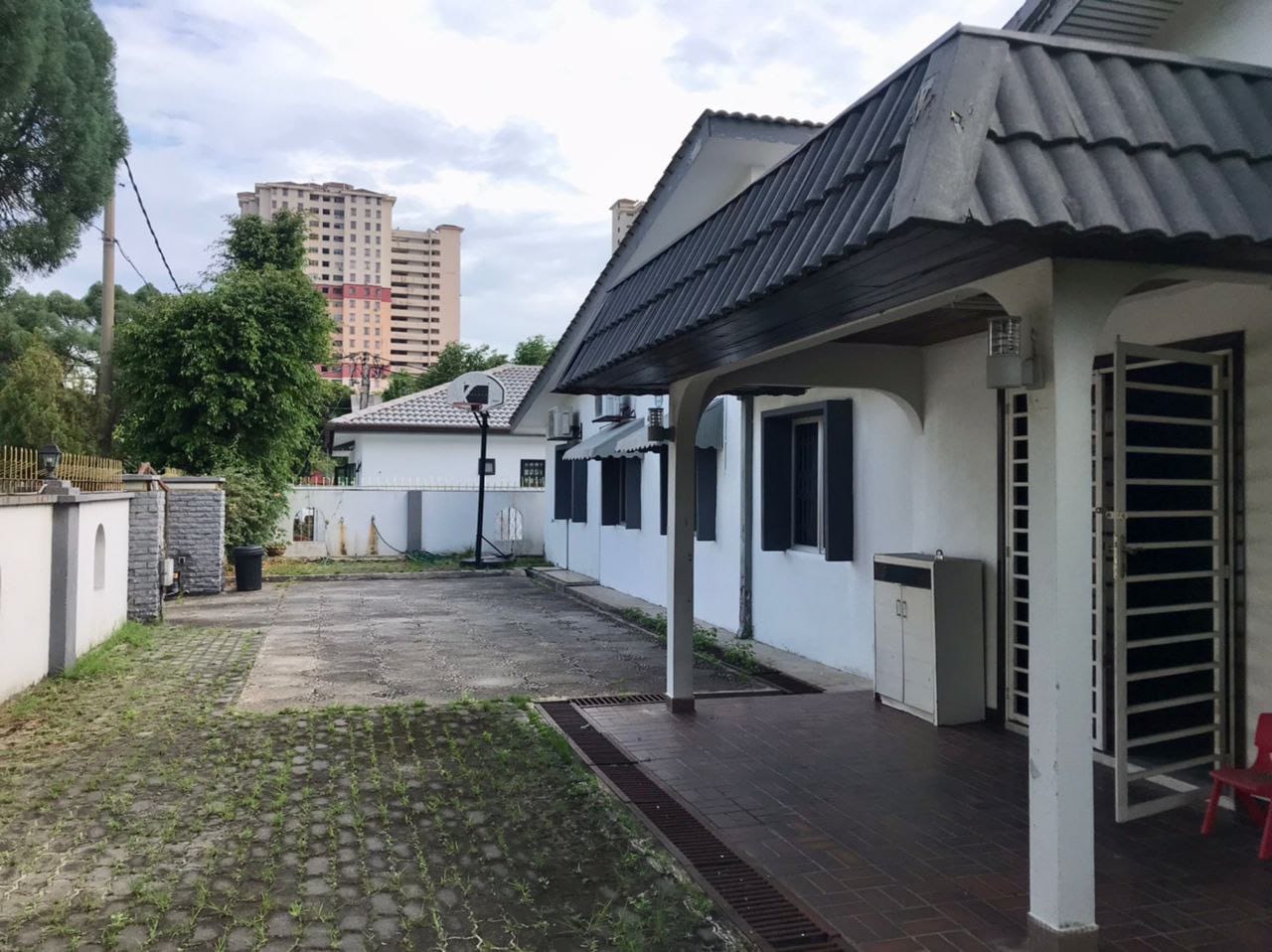 CORNER LOT SINGLE STOREY TAMAN AMPANG JAYA - photo 2