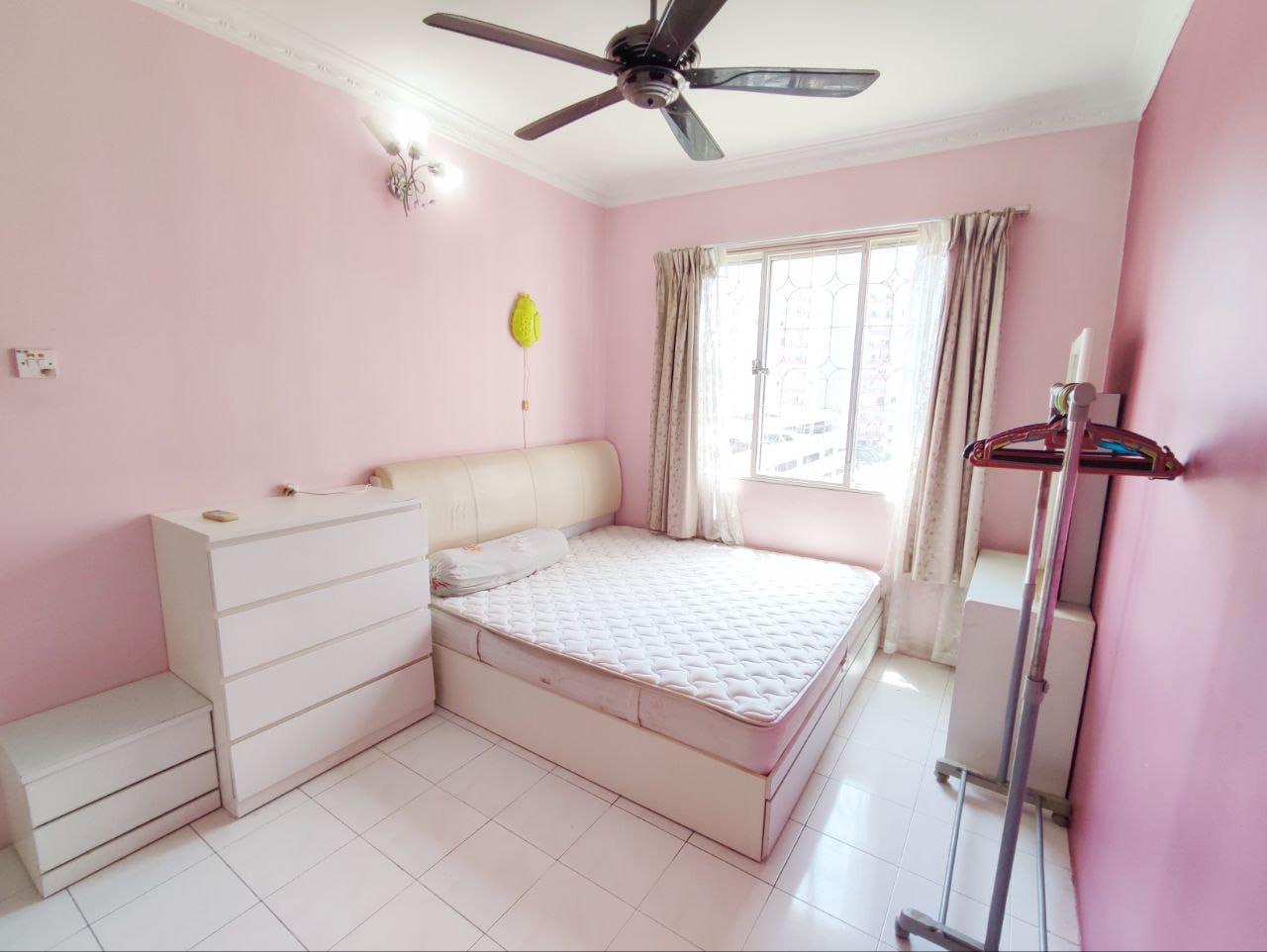 FULLY FURNISHED VISTA PINGGIRAN APARTMENT - photo 4
