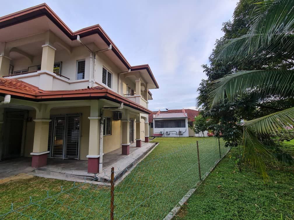 CORNER LOT DOUBLE STOREY TAMAN PUNCAK JALIL - photo 2