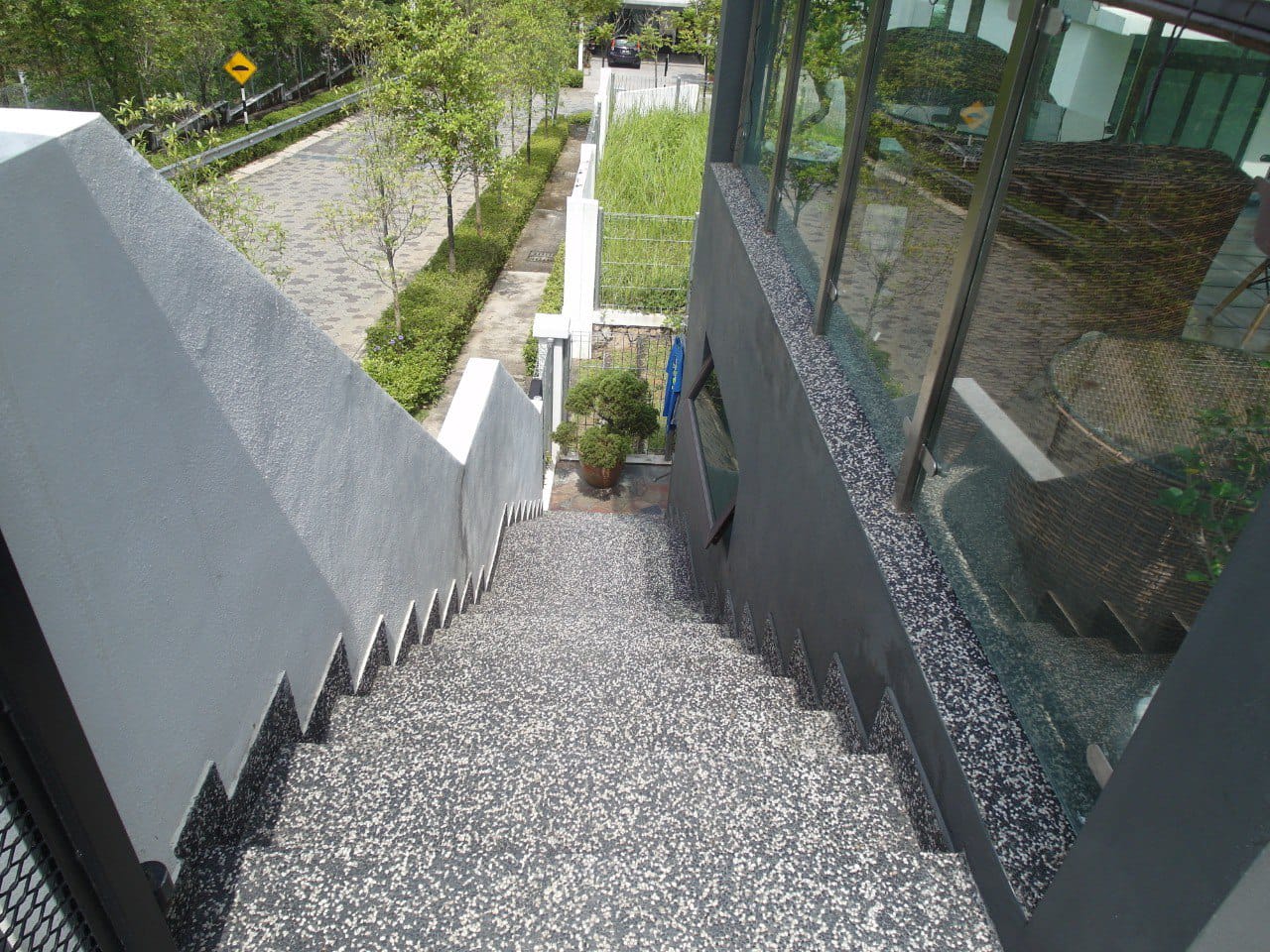 CORNER LOT SEMI D TRIPLE STOREY SUNWAY MONTANA - photo 4