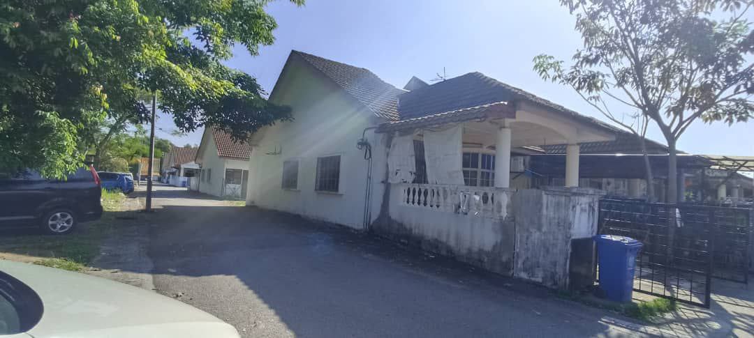 ENDLOT SINGLE STOREY BERJAYA PARK SEKSYEN 32 - photo 2