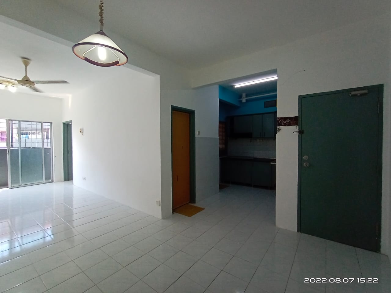 NEARBY MRT 4 BEDROOMS APARTMENT PUTRA INDAH - photo 6