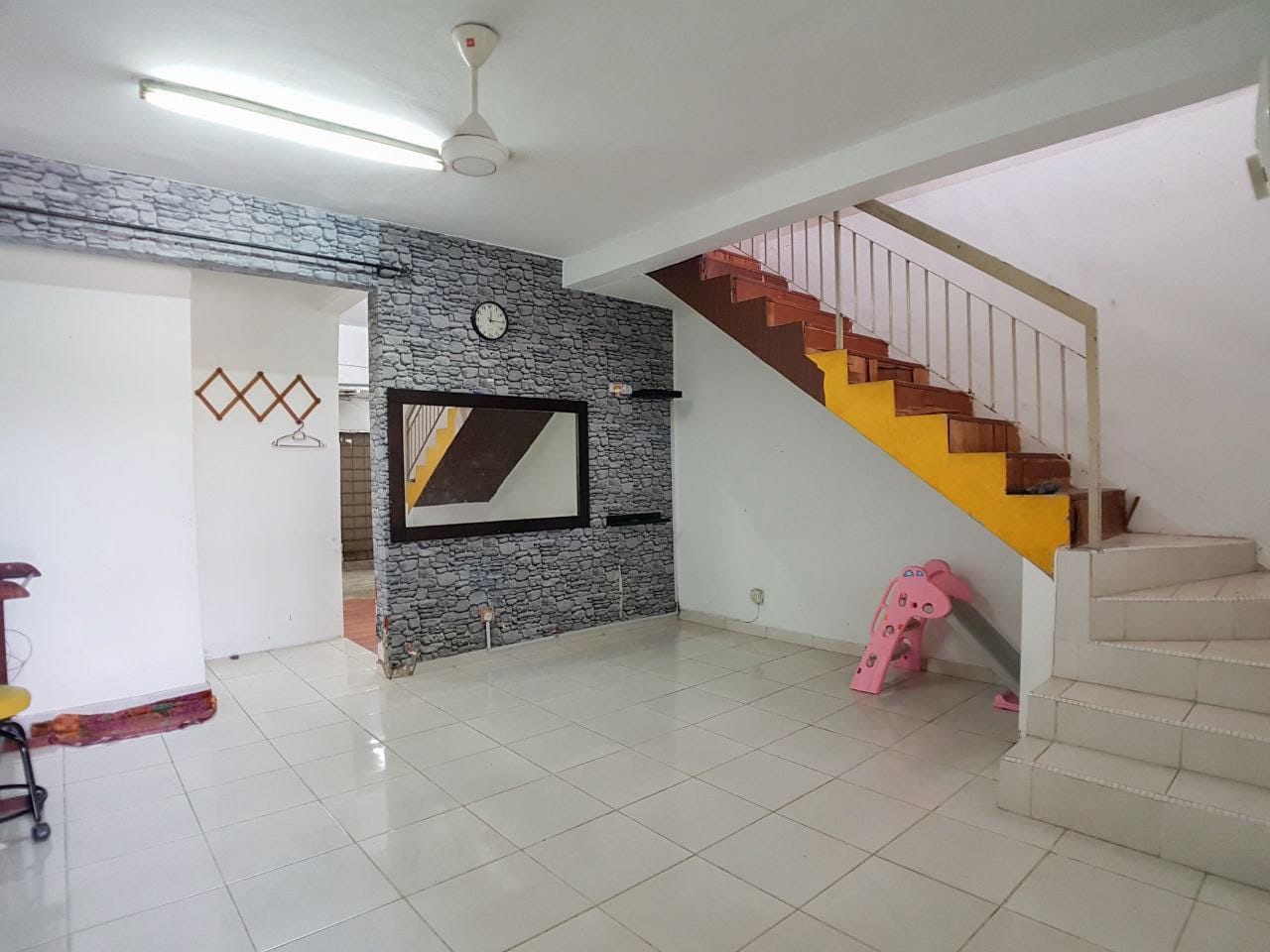 DOUBLE STOREY TAMAN SRI PUCHONG SELANGOR - photo 2