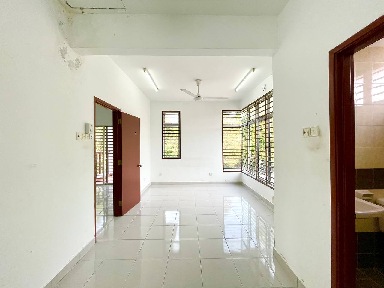 CORNER LOT DOUBLE STOREY PELANGI SEMENYIH 2 - photo 9