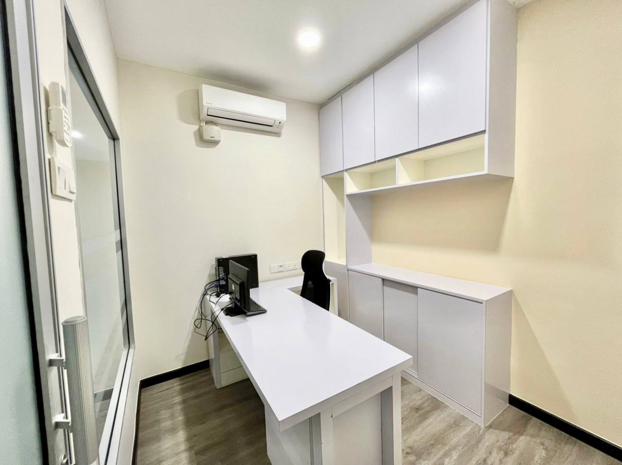 FULLY FURNISHED SHOP OFFICE PLAZA PARAGON PONT - photo 6