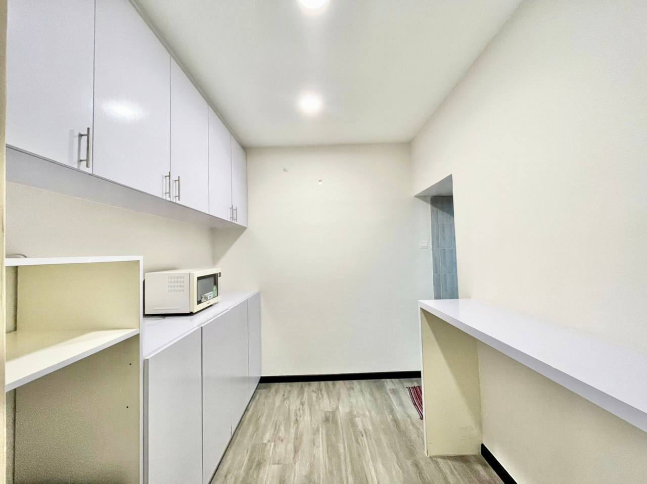 FULLY FURNISHED SHOP OFFICE PLAZA PARAGON PONT - photo 9