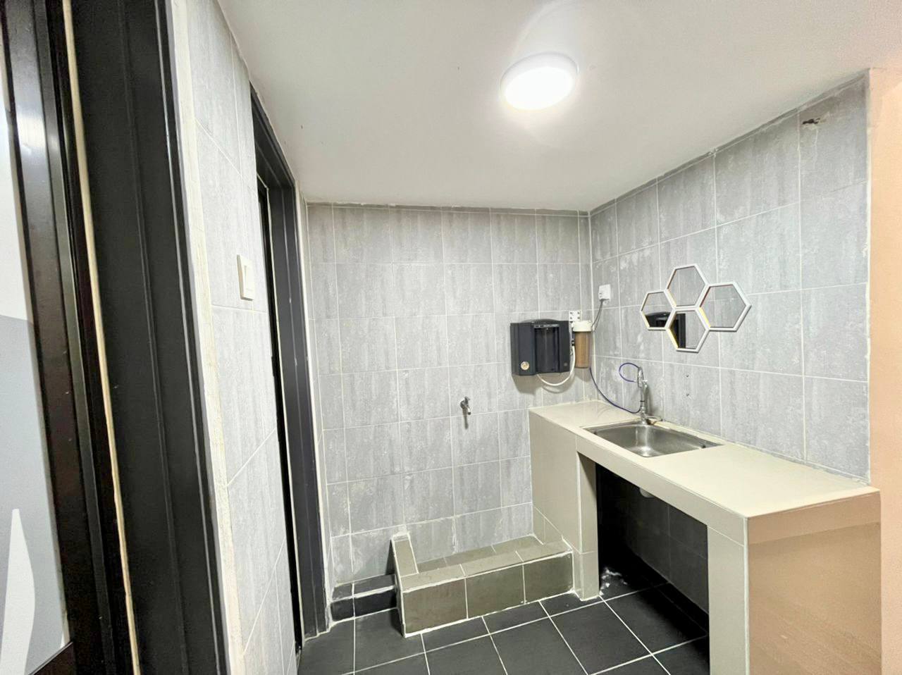 FULLY FURNISHED SHOP OFFICE PLAZA PARAGON PONT - photo 11