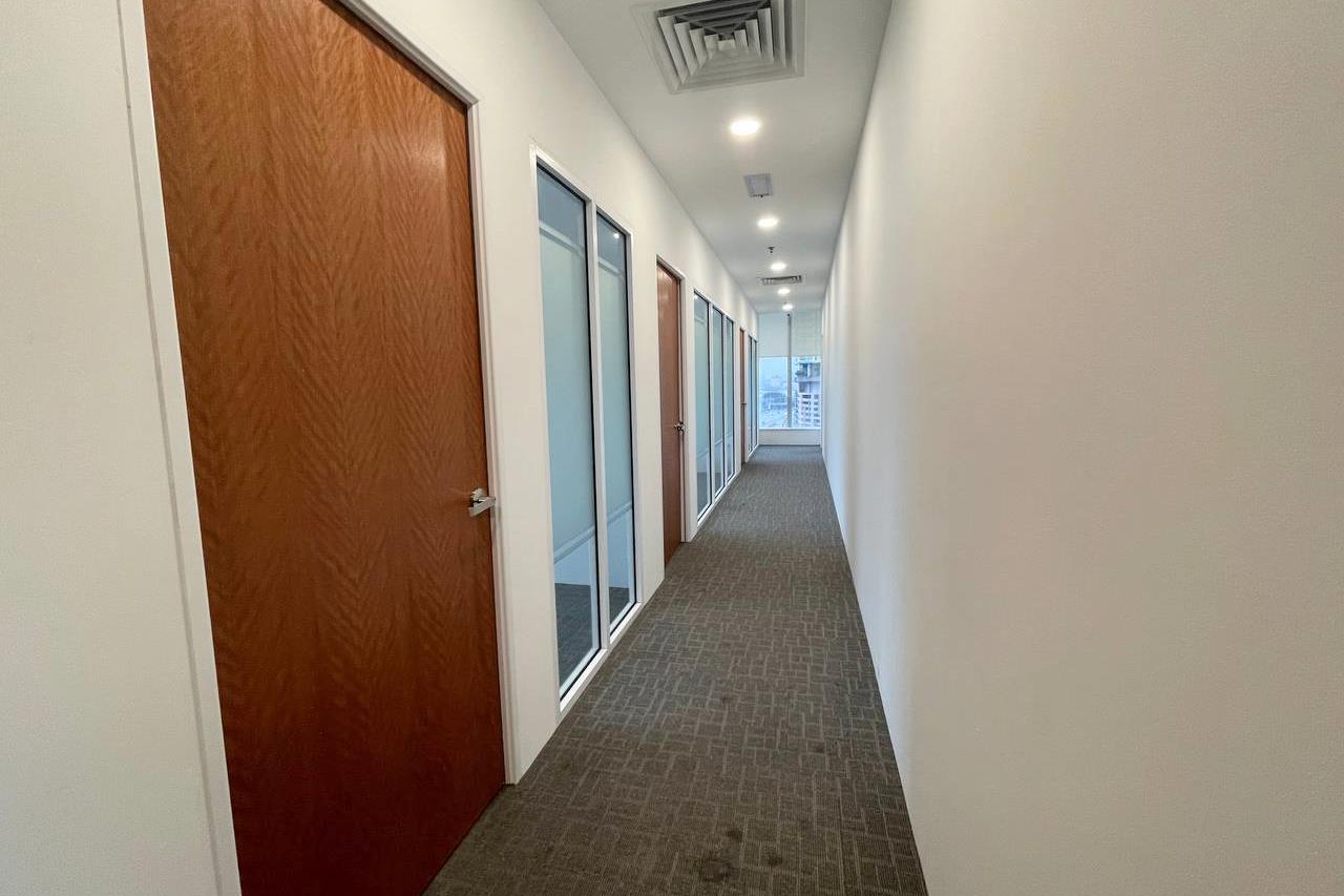 RENOVATE FURNISHED PFCC CYBERCENTER OFFICE PUCHONG - photo 9