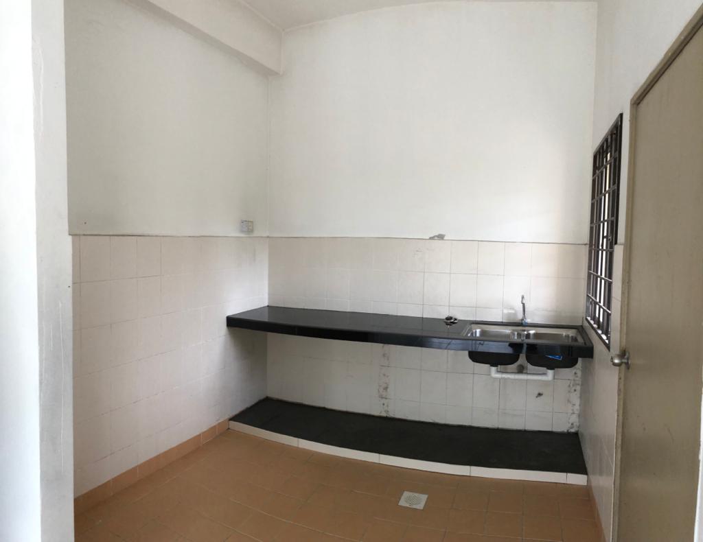 CORNER LOT DOUBLE STOREY TAMAN IMPIAN PUTRA BANGI - photo 7