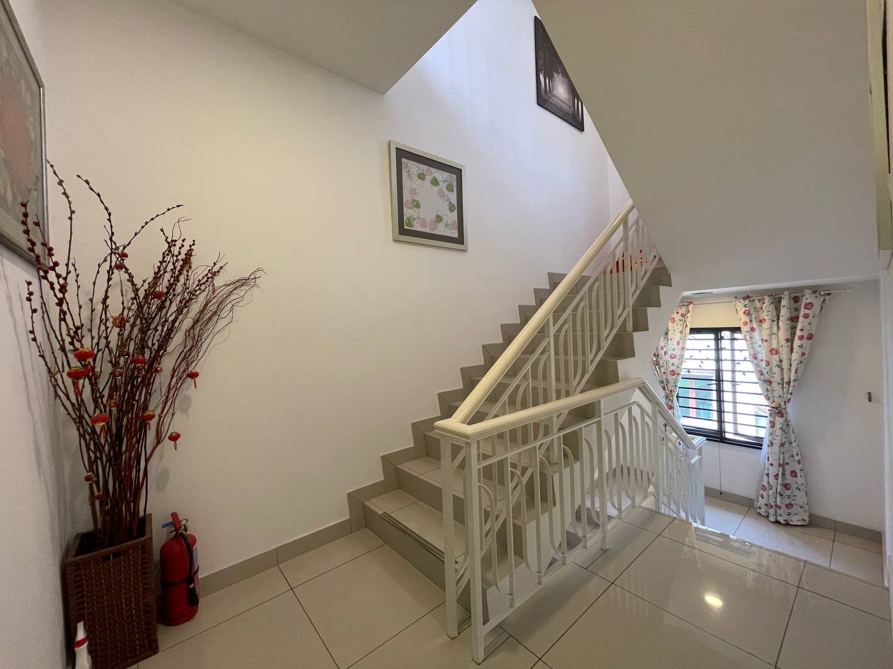 FULLY RENOVATED FURNISHED BUNGALOW DIAMOND CITY - photo 7