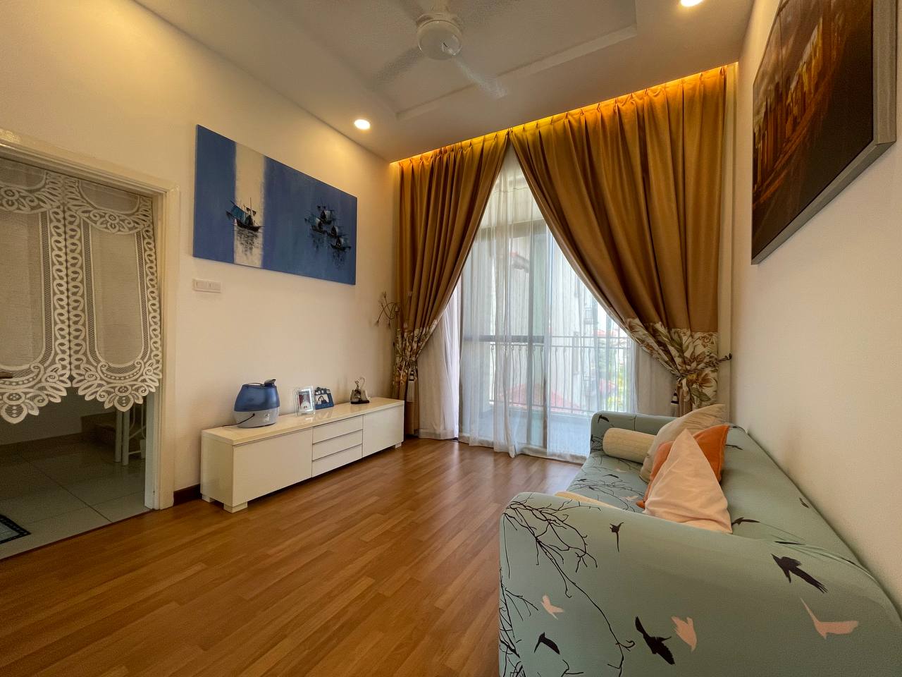 FULLY RENOVATED FURNISHED BUNGALOW DIAMOND CITY - photo 10